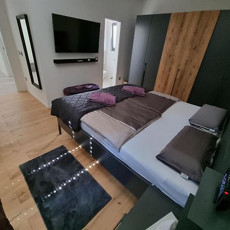 Villa Aurea Apartments Malinska De Luxe エクステリア 写真