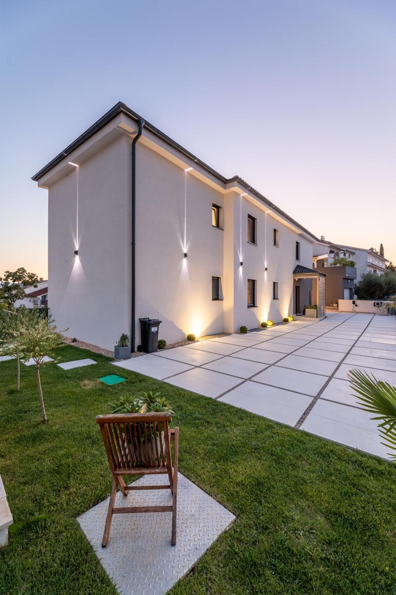 Villa Aurea Apartments Malinska De Luxe エクステリア 写真