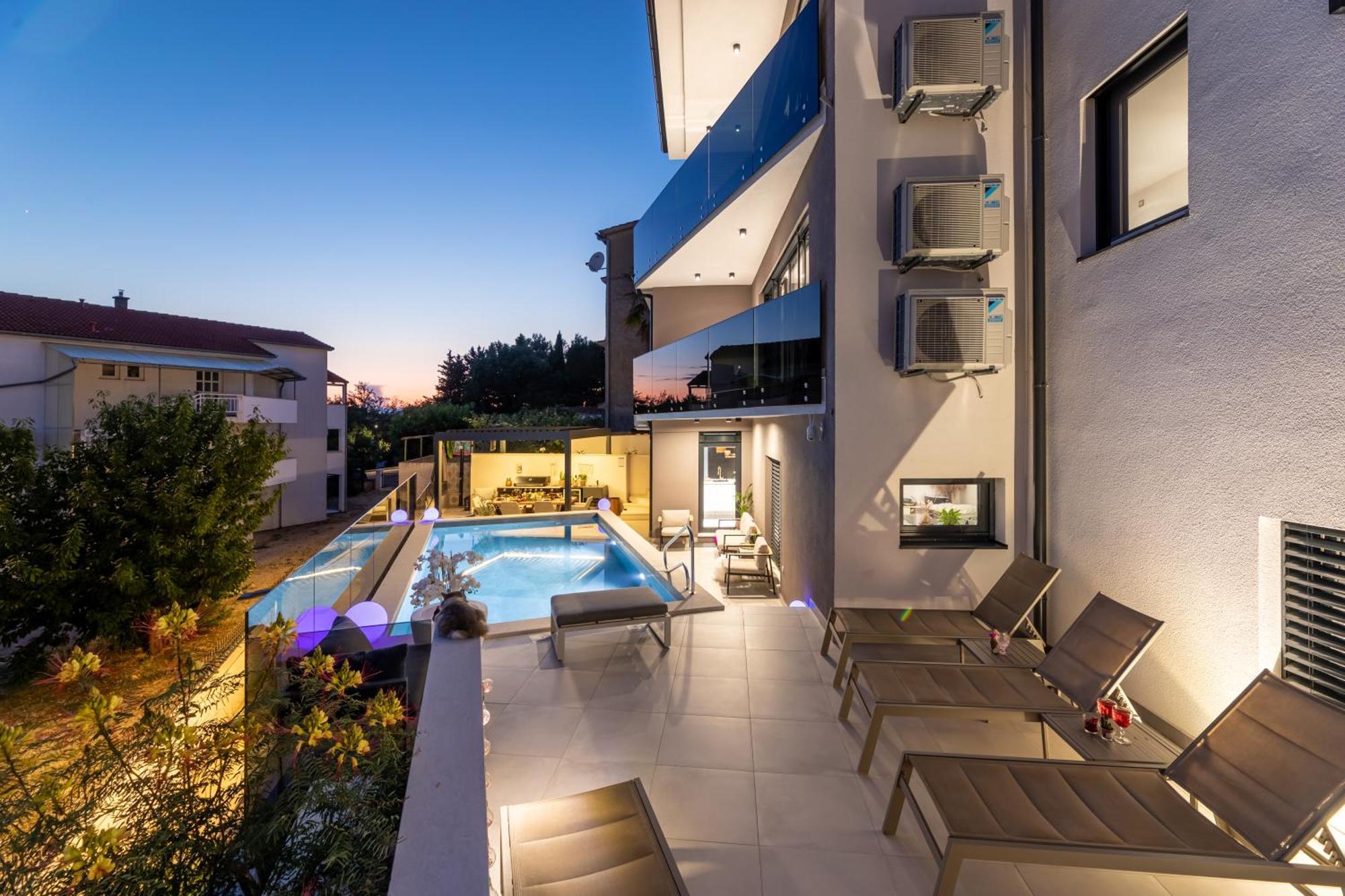 Villa Aurea Apartments Malinska De Luxe エクステリア 写真